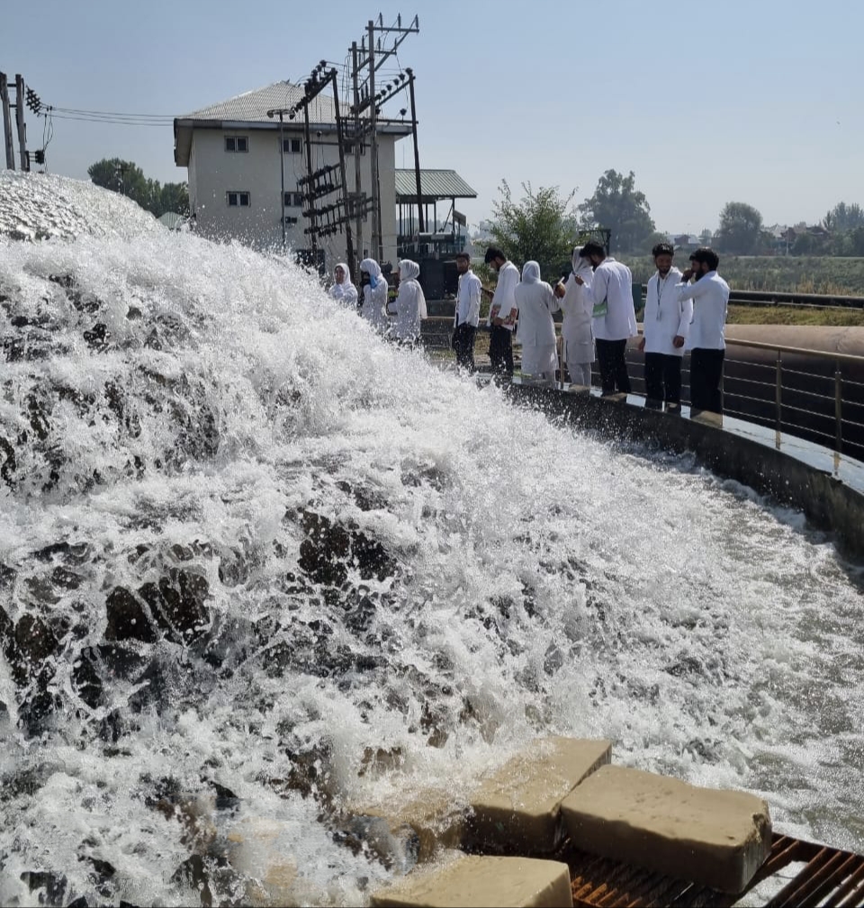 Students at Water Plant