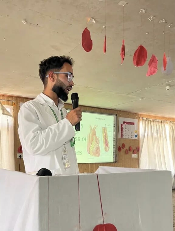 Suhail Ayoub delivering a speech on the day.